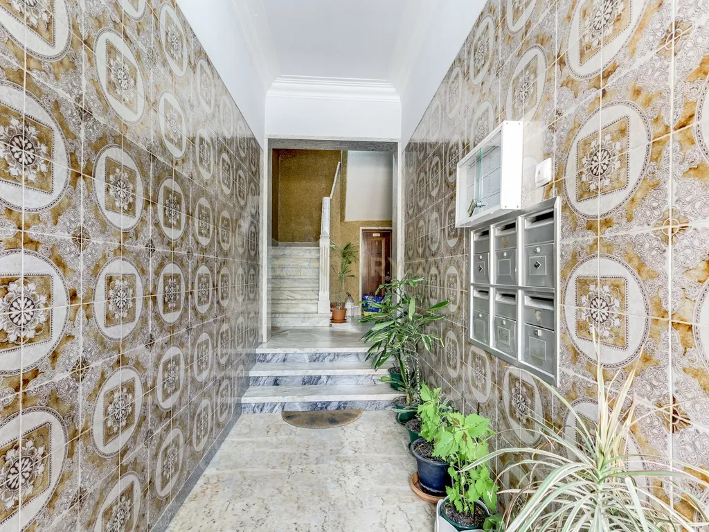 Apartamento T3 em Cascais com Luz Natural e Boa Localização - Image 26