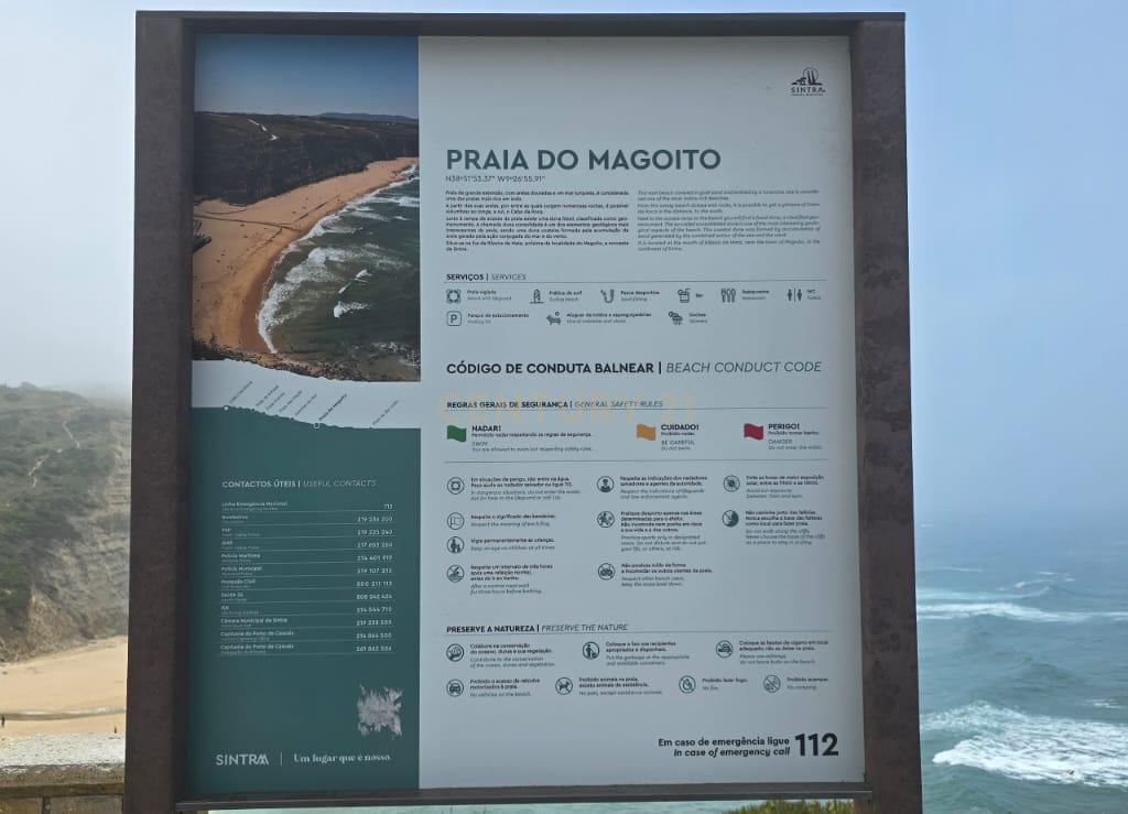 Moradia Renovada T2 em Magoito - Sintra com Terraço e Luz Natural - Image 21