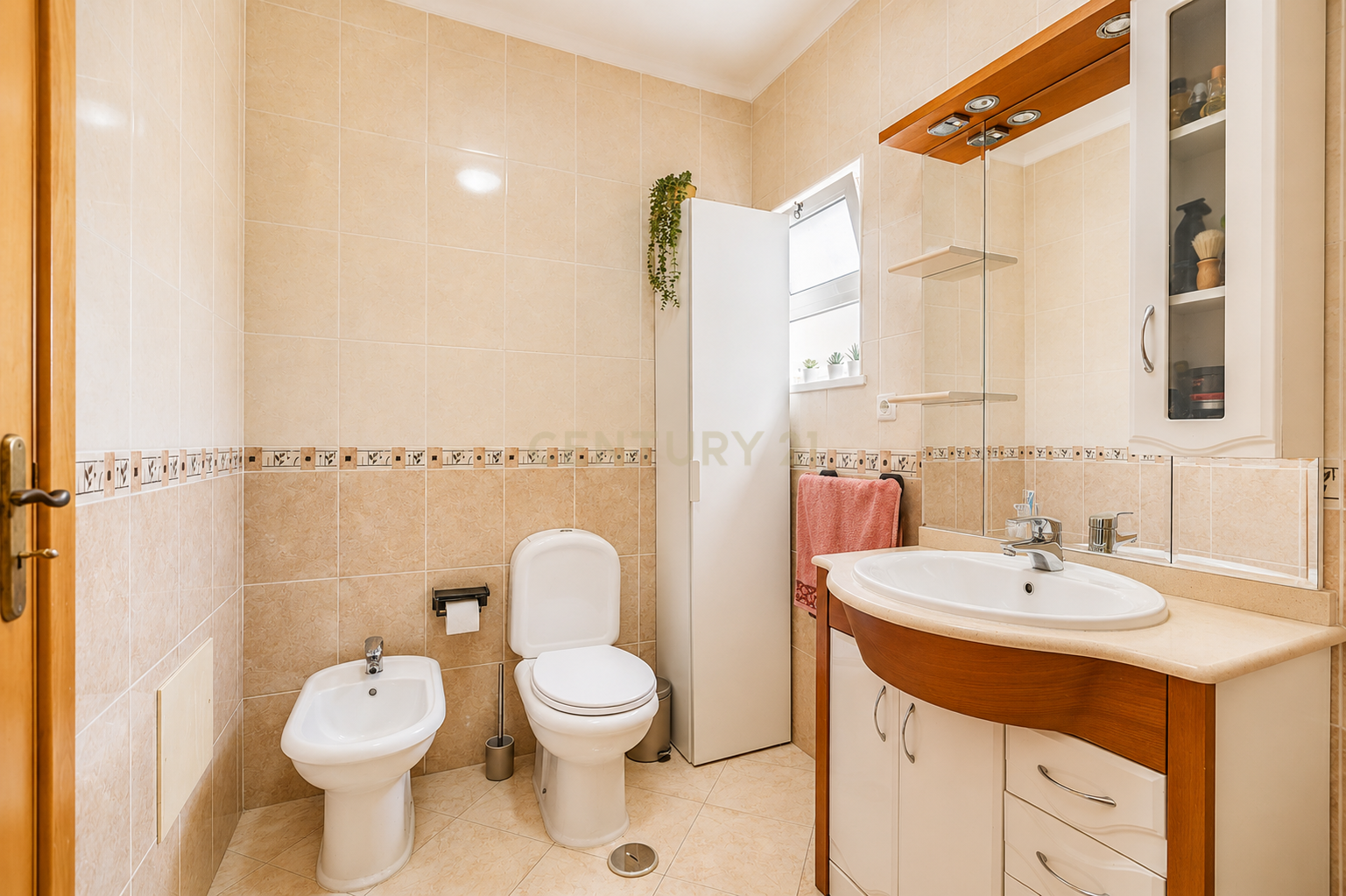 Apartamento T3 à venda em Quelfes, Olhão — foto 16