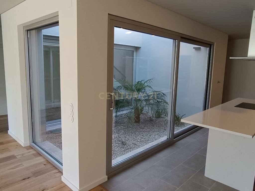 Luxuosa Moradia Nova em Palmela, Setúbal - Image 18