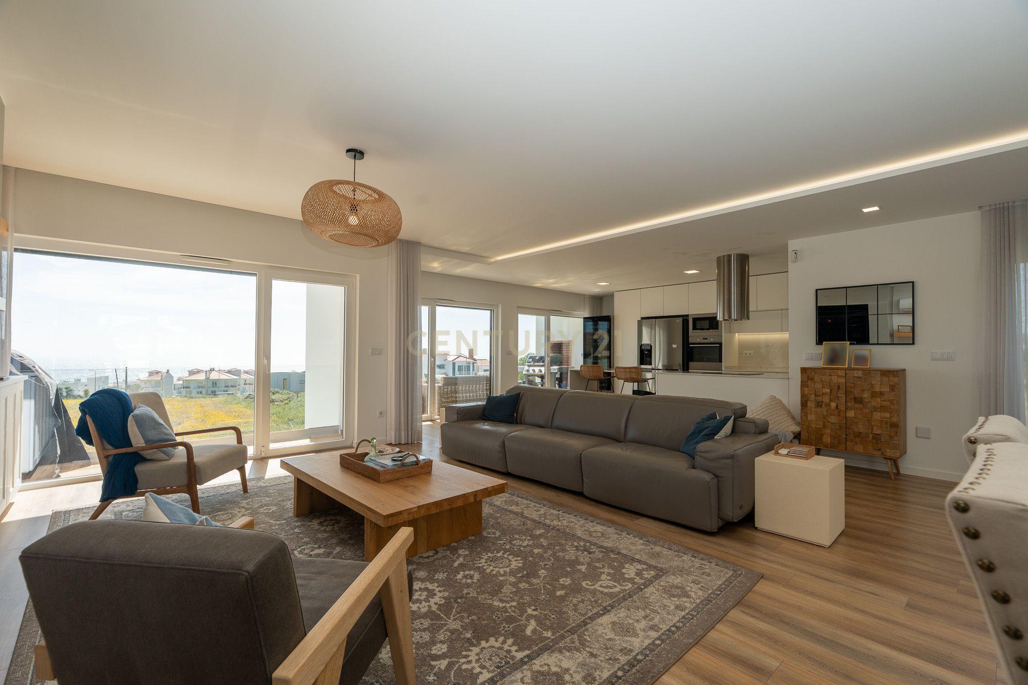 Oportunidade Única em Ribamar – Vista Mar, Qualidade e Localização de Excelência - Image 30