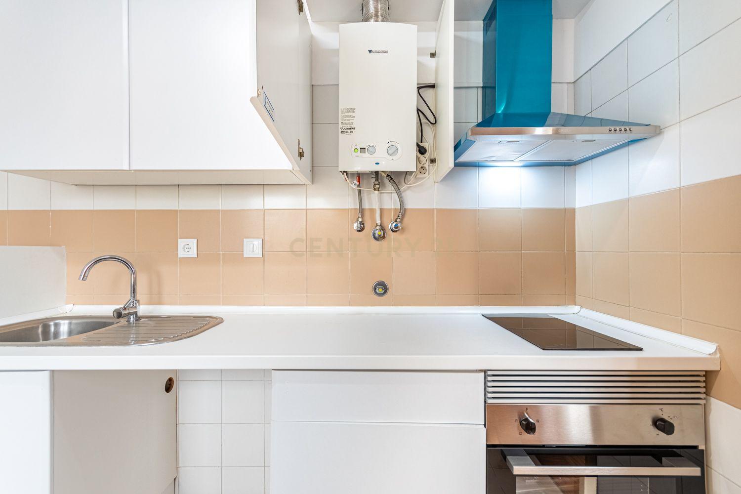 Fotografia 4 de Apartamento T0 no Monte da Caparica - Oportunidade Única