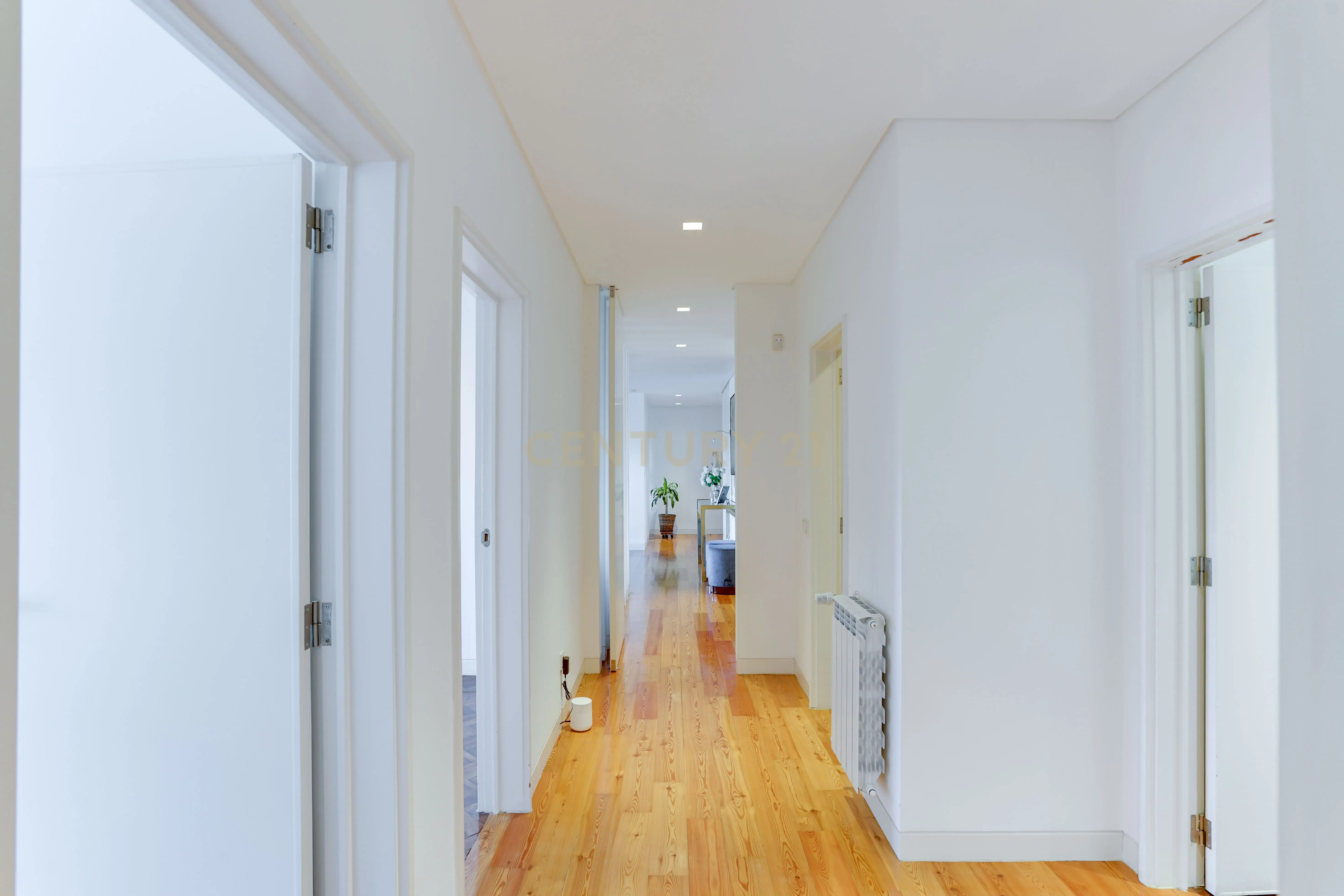 Fotografia 11 de Apartamento T4 no Saldanha, remodelado com acabamentos de Luxo