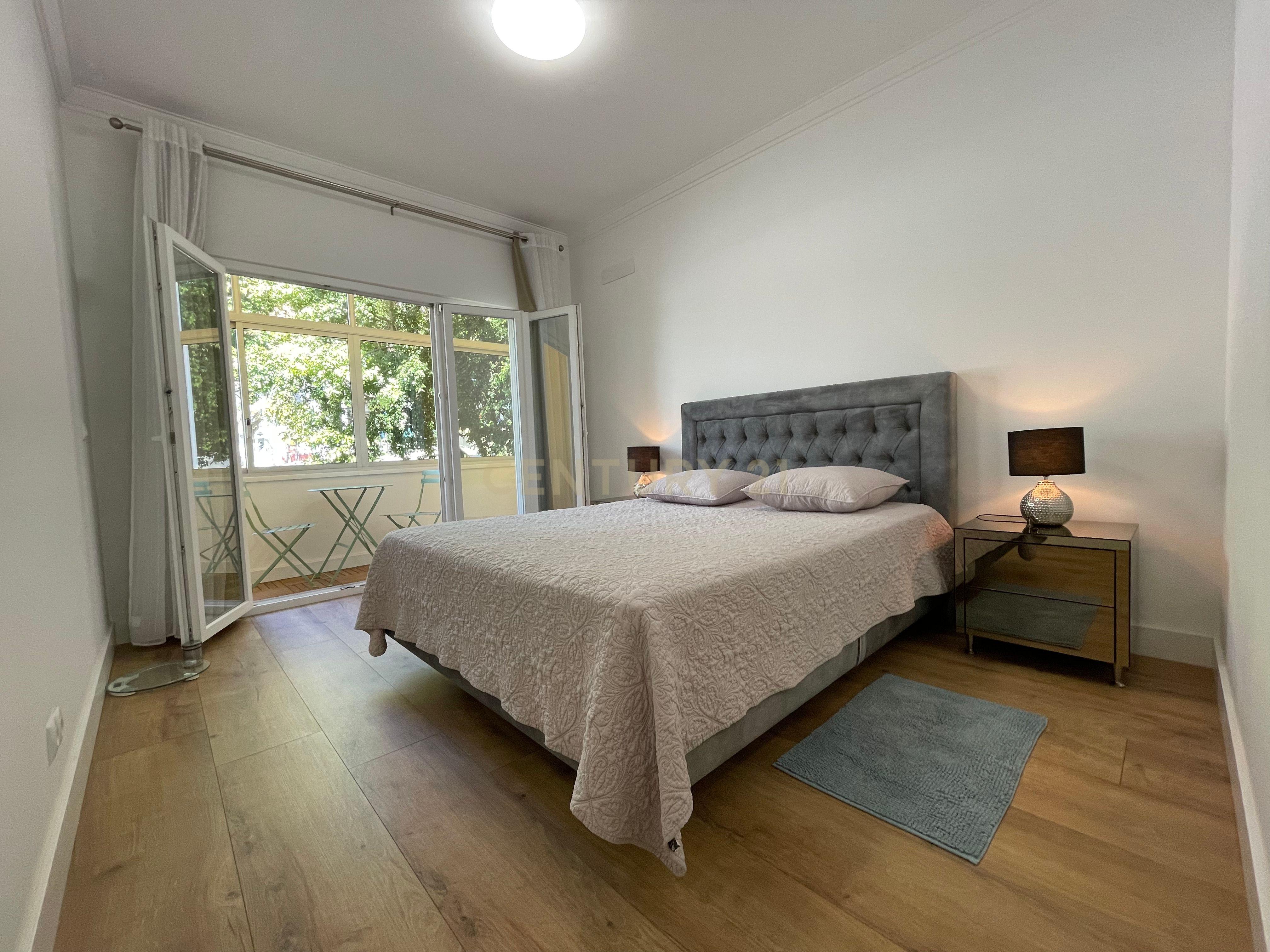 apartamento T2 situado numa das zonas mais privilegiadas de Almada - Image 10