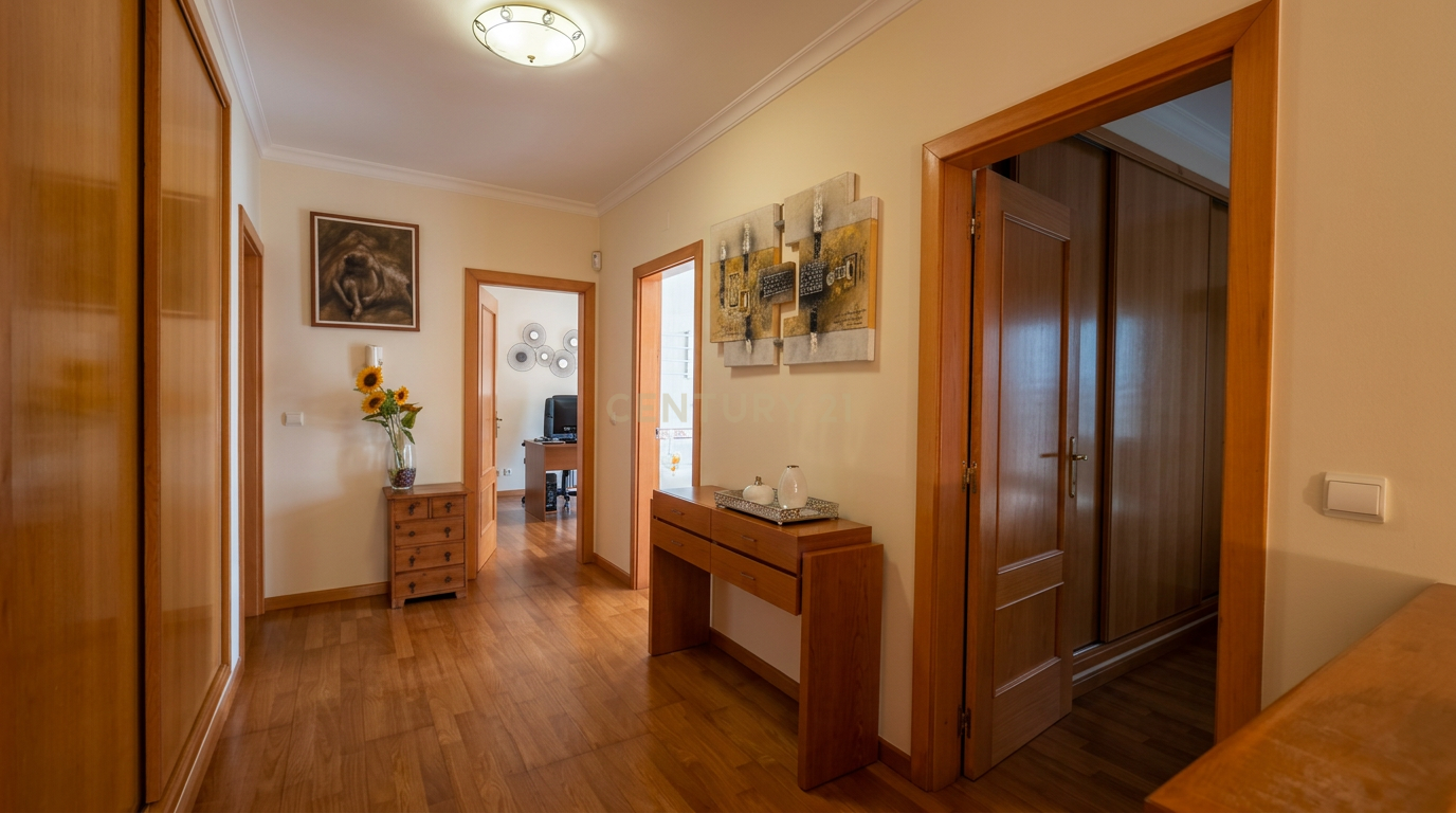 Moradia T4 à venda em Odiáxere, Lagos — foto 18