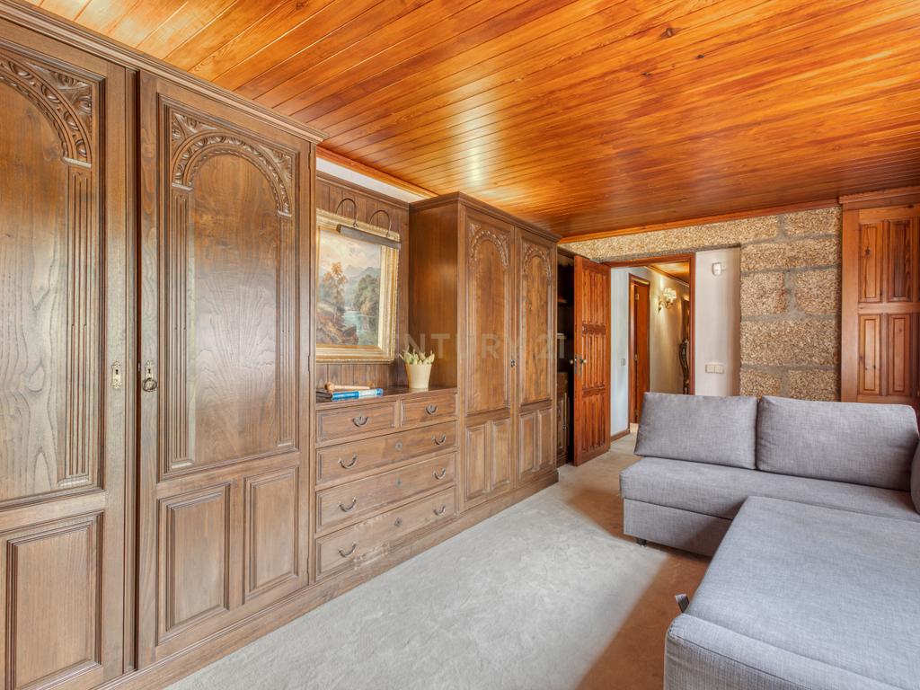 Herdade em Moreira de Cónegos – Moradia com 4 Frentes com Piscina 6 Hectares de terreno ideal para Organização de eventos, Alojamento local , boutique hotel etc - Image 38