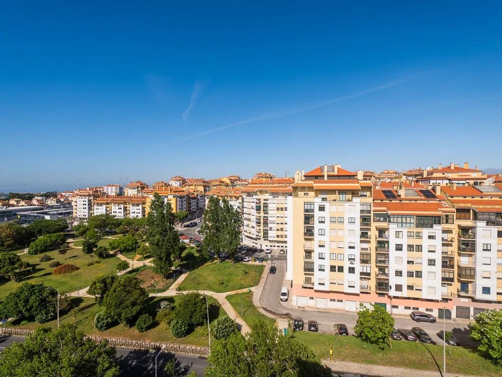 Exclusivo T2 com Vista Panorâmica de Excelência | Massamá Norte - Image 27