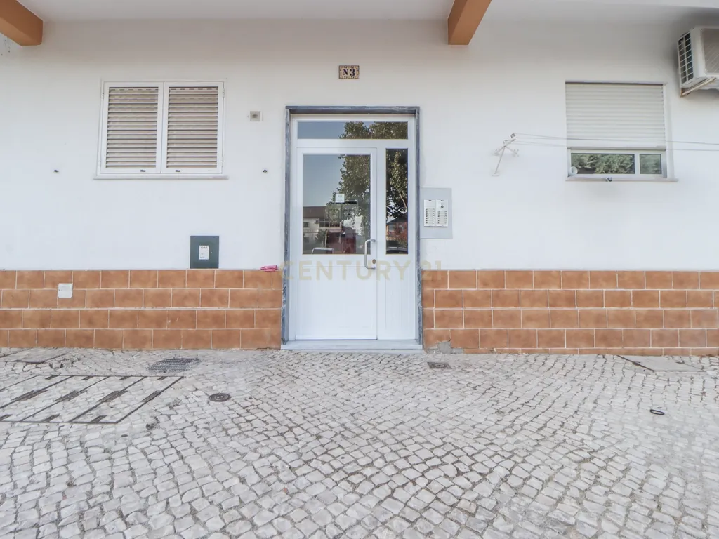 Apartamento T1 em Farinheiras - Aldeia de Paio Pires - Seixal - Image 14