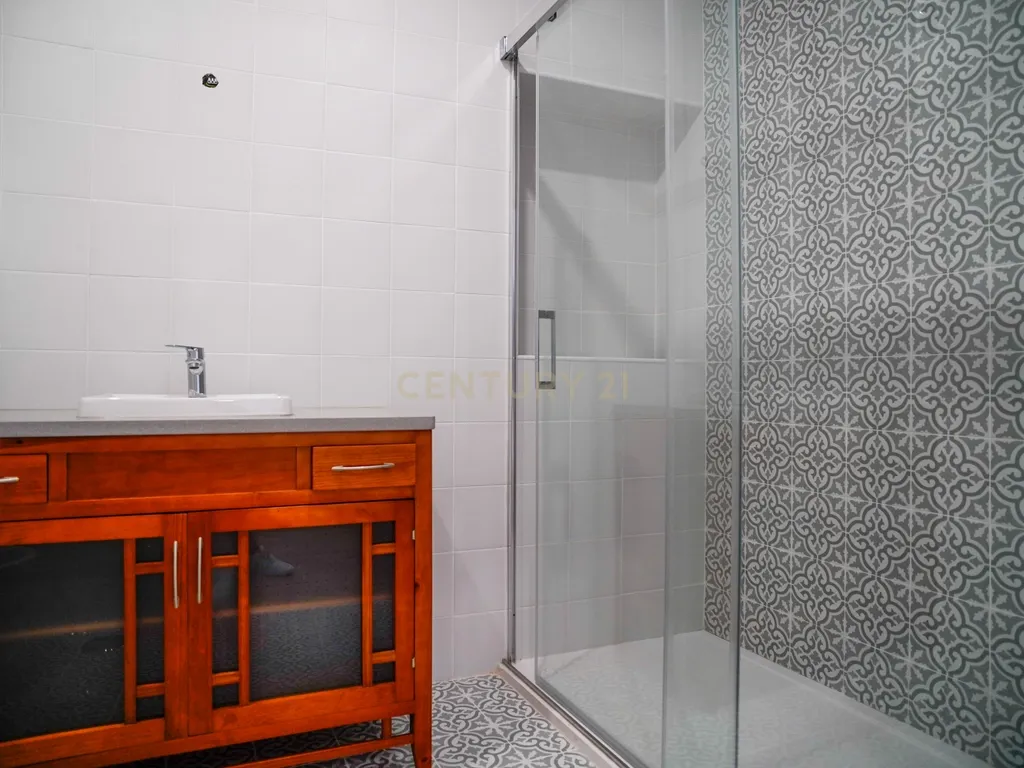 🌟 Apartamento T0 com 66 m² – No coração de Alcácer do Sal, junto ao rio 🌟 - Image 6