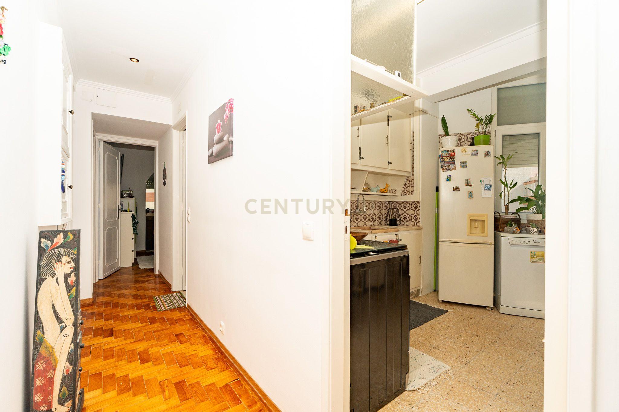 Fotografia 5 de Apartamento T2 na Povoa de Santo Adrião  com Excelente Localização e Conforto