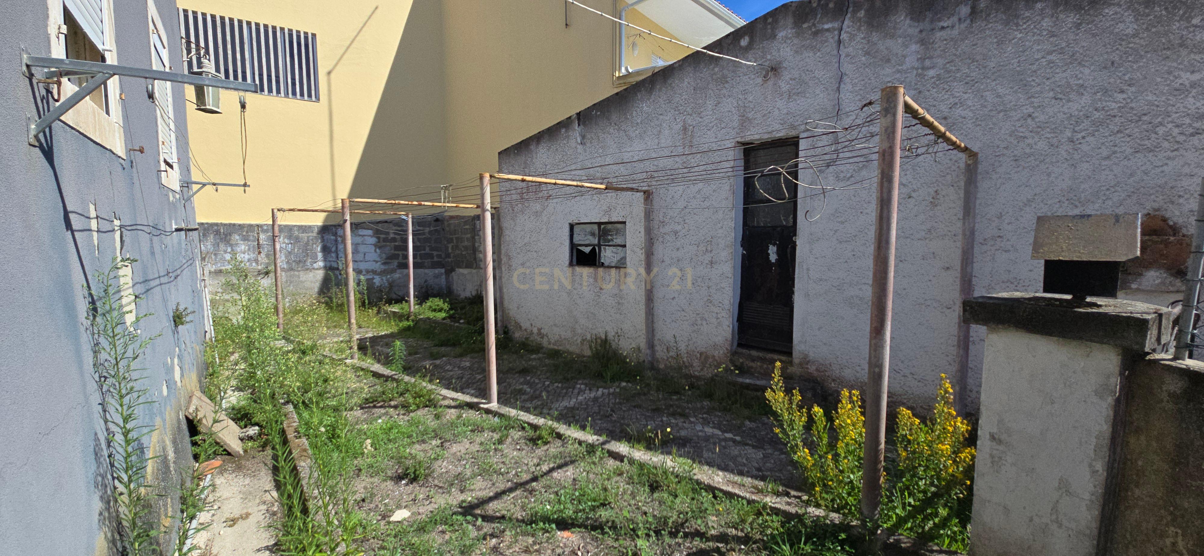Fotografia 10 de Casa para Recuperação em Caldas da Rainha, Leiria