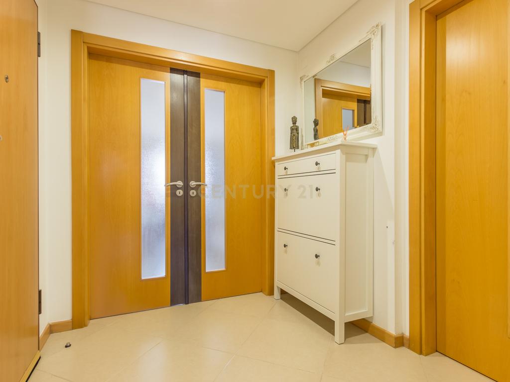 Apartamento T3 | Palhais – Barreiro | R/C – 145m2 - Image 13