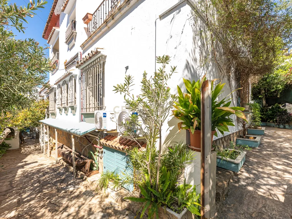 Villa (hotel boutique) en el centro de Marbella, España. - Image 47