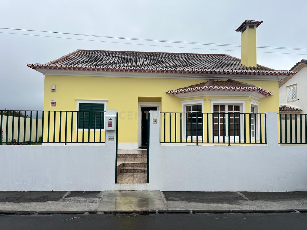 Casa Moderna em Calhetas, Ribeira Grande - 4 Quartos - Image 2
