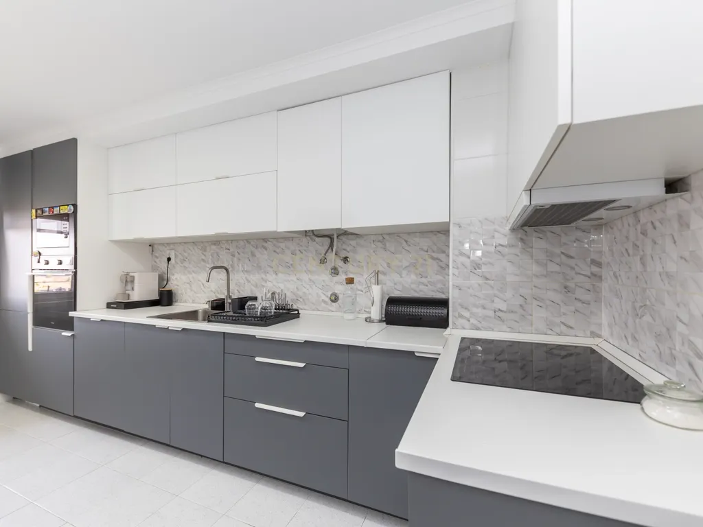 Apartamento T2, nos Fidalguinhos - Barreiro - Lavradio - Image 20