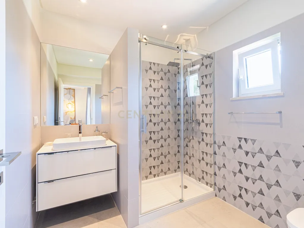 Moradia T5 com piscina em Sesimbra - Image 51