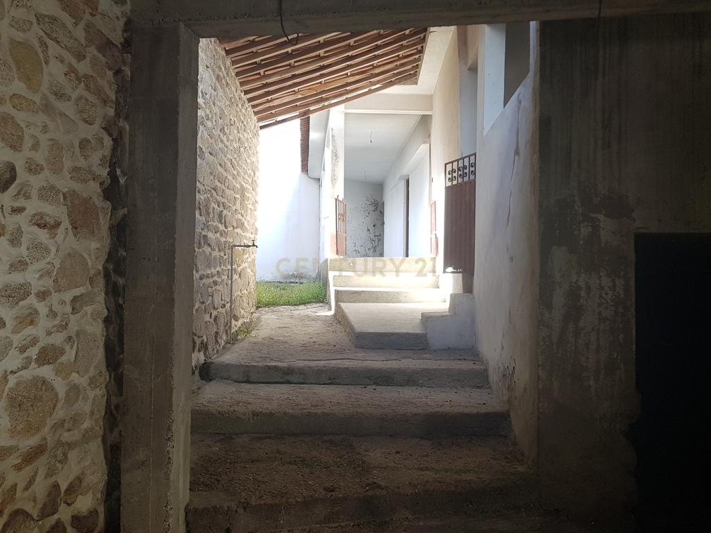 Casa T2 em Boticas com Jardim e Vista para a Montanha - Image 1