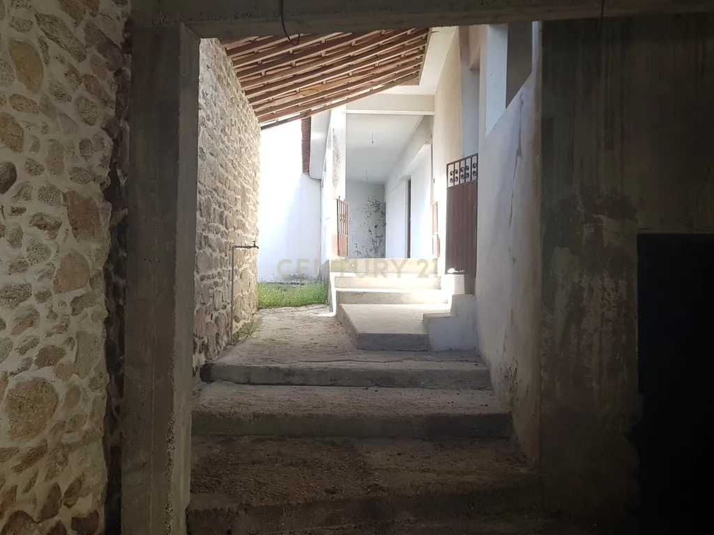 Casa T2 em Boticas com Jardim e Vista para a Montanha - Image 1