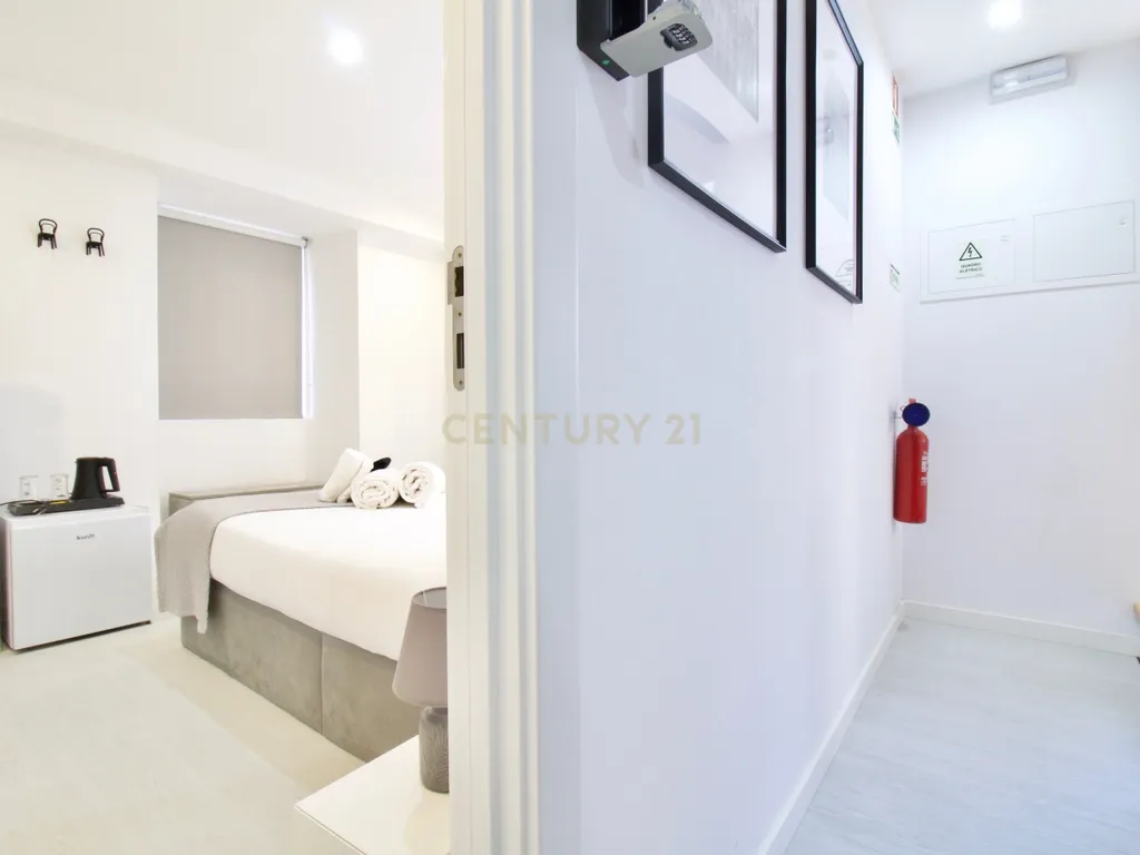 Apartamento Duplex em Alojamento Local - Almada - Image 35