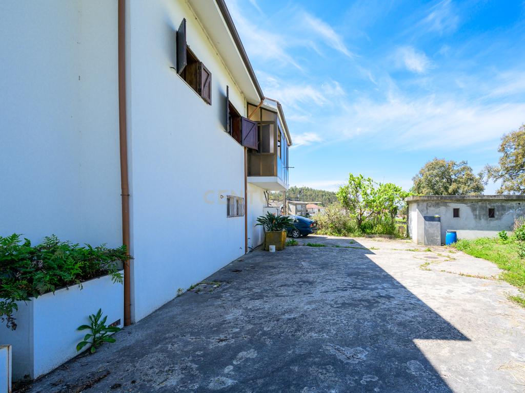 Descubra Esta Moradia T3 em Penafiel com Cave, Jardim e Acessos Excelentes - Image 7
