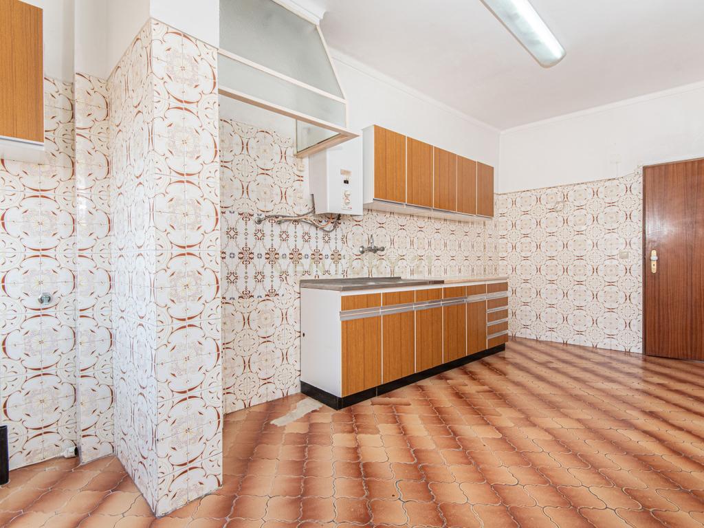 Oportunidade Única! Apartamento T2 com Vista Rio em Vila Franca de Xira. - Image 15