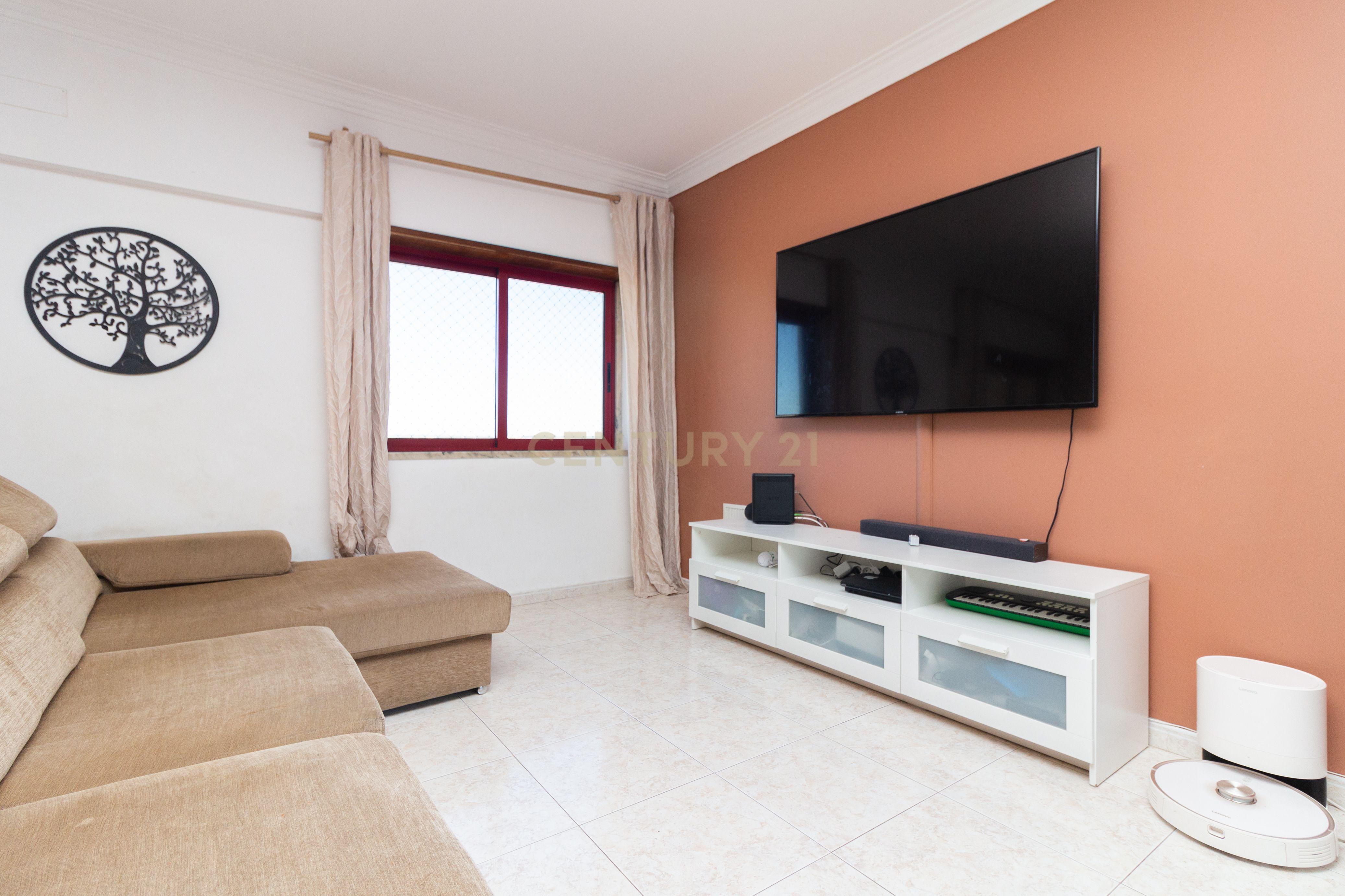 Fotografia 3 de Espaçoso T3 em Alenquer com 142m² e 2 casas de banho
