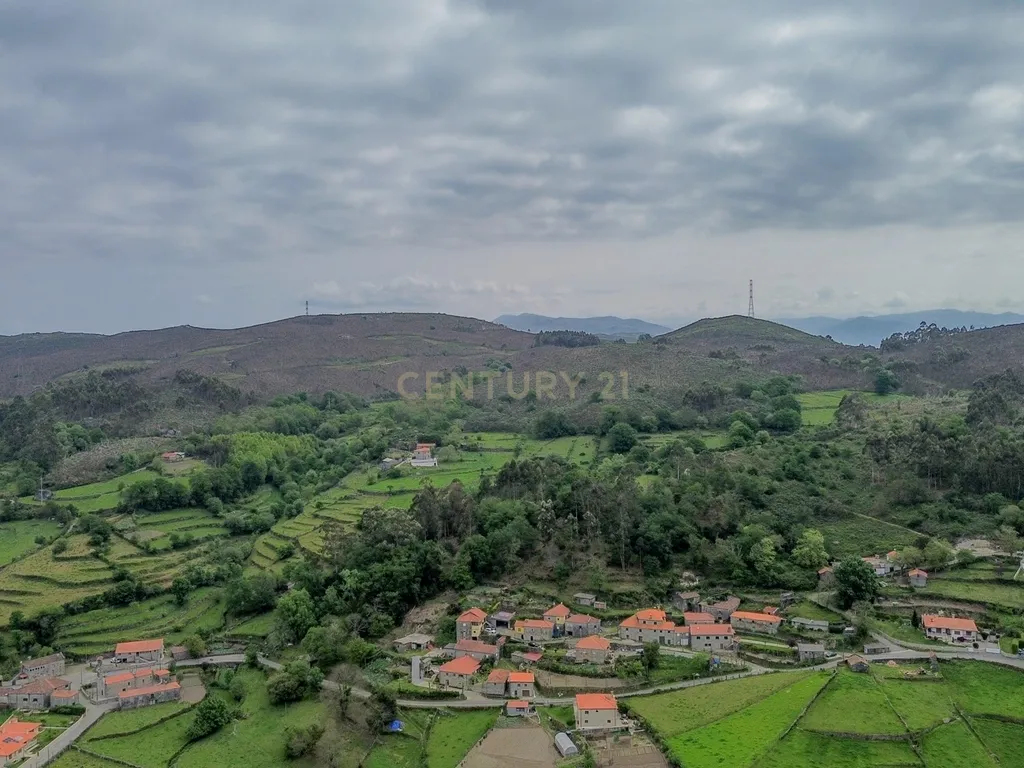 Moradia Renovada em Aboim da Nóbrega Gondomar e Vila Verde, Braga - Image 25