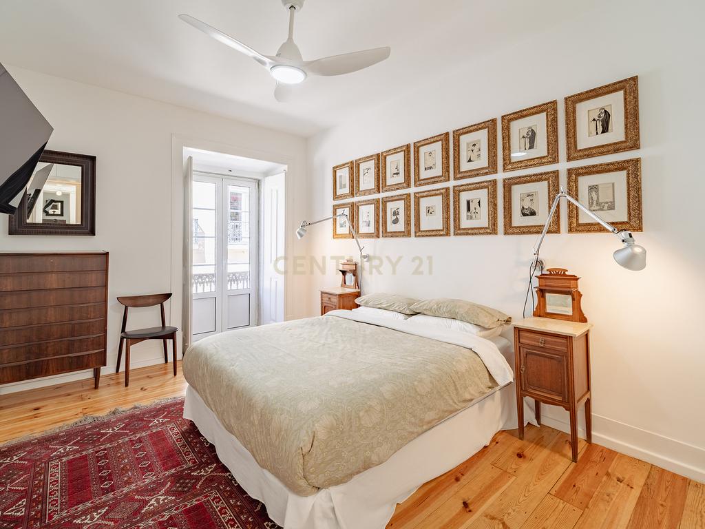 APARTAMENTO DE LUXO NA RUA DE SÃO BENTO — 188 m² | PRÍNCIPE REAL · ESTRELA - Image 36