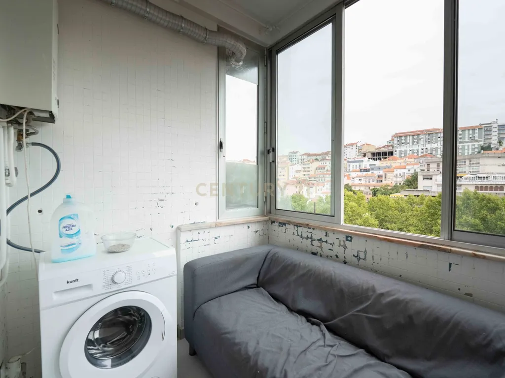Venda | Apartamento T2 + Sala convertida em dois quartos | Mobilado e equipado na Rua Padre António Vieira em Coimbra - Image 13