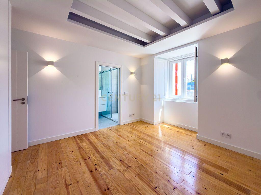Apartamento T3 à venda em Mina de Água, Amadora — foto 15