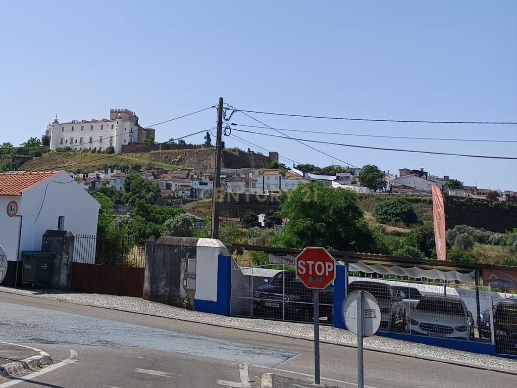 Espaçosa Moradia para Recuperação em Estremoz  - Image 19