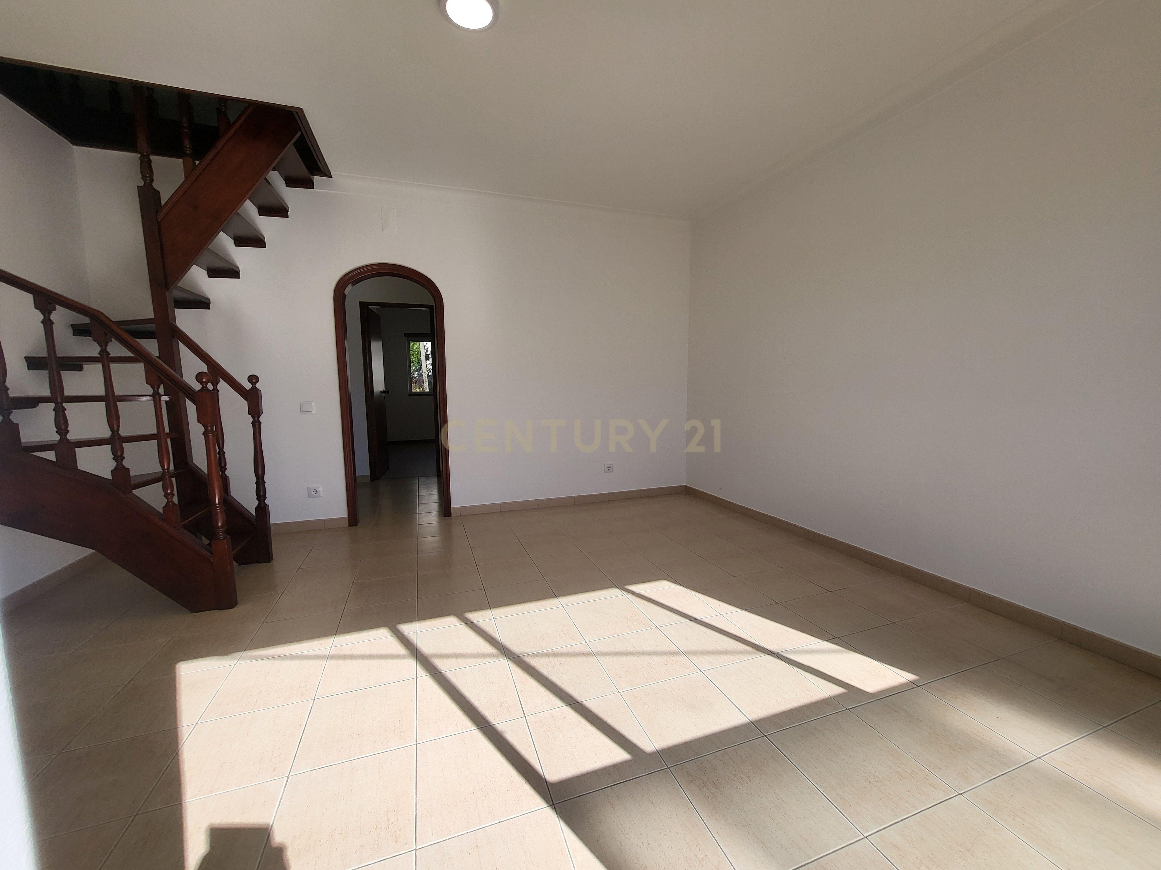 ARRENDAMENTO T1 NOS ALQUEVES – COIMBRA - Image 3