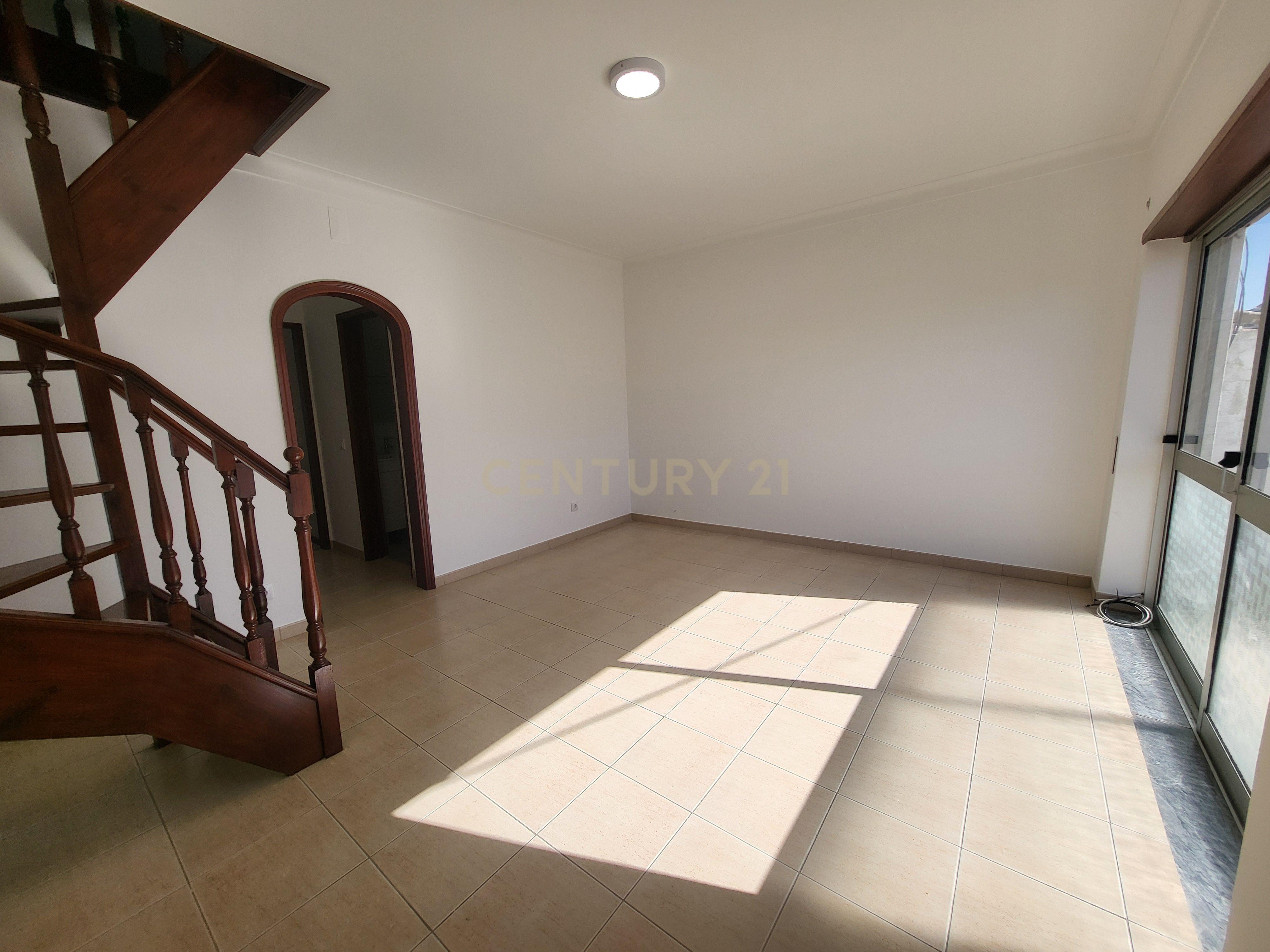 ARRENDAMENTO T1 NOS ALQUEVES – COIMBRA - Image 1