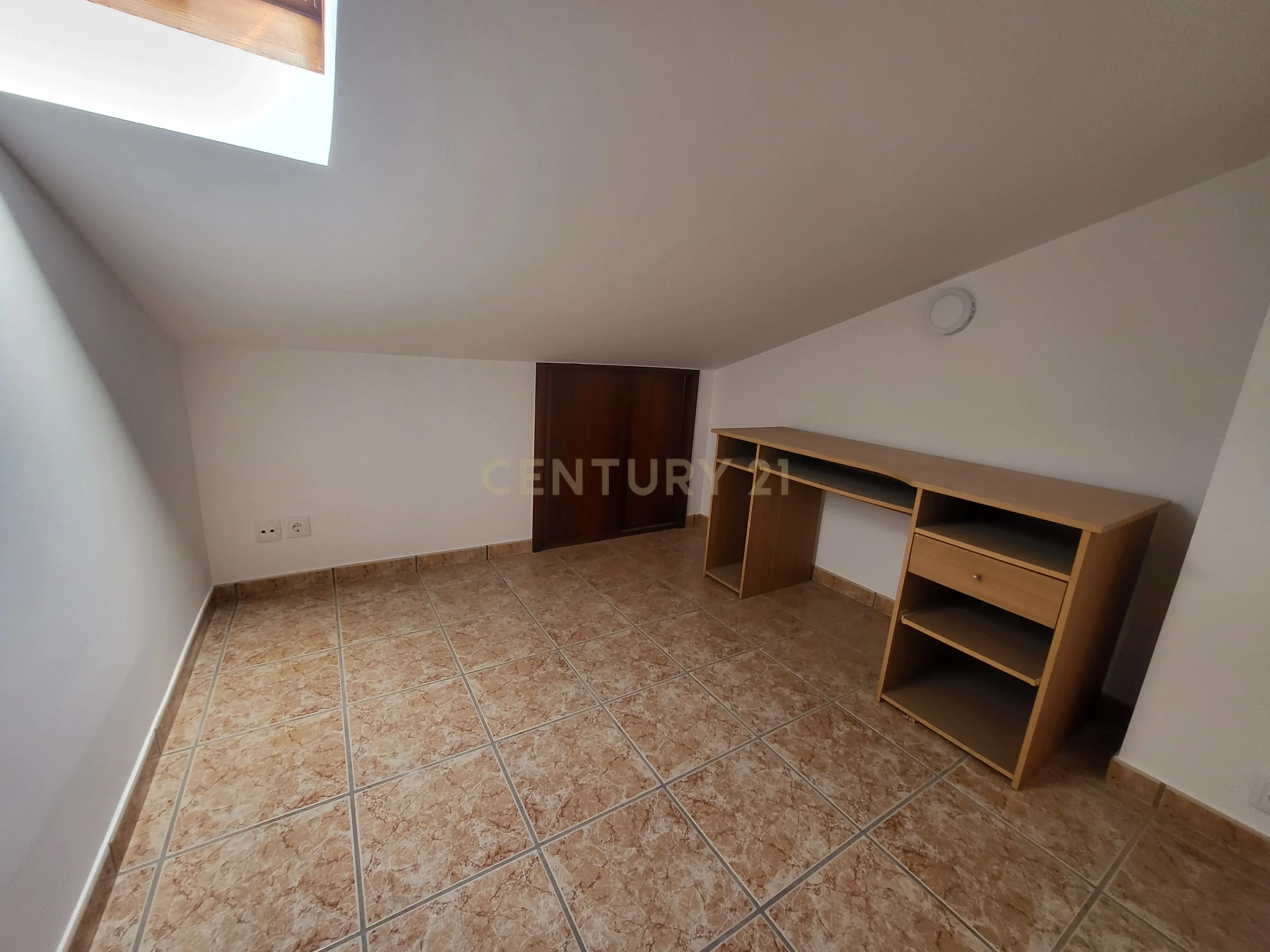 ARRENDAMENTO T1 NOS ALQUEVES – COIMBRA - Image 21