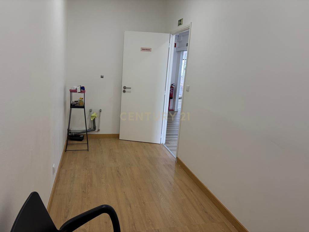 Trespasse de comércio em Cacia - Image 27