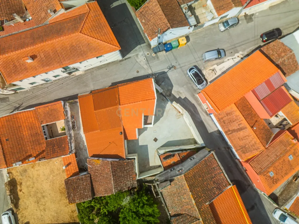 Moradia T2+1 com Terraço – Tornada, a 5 min de Caldas da Rainha - Image 26