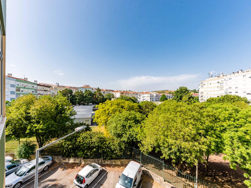 Apartamento Renovado T3 na Amadora - Image 21