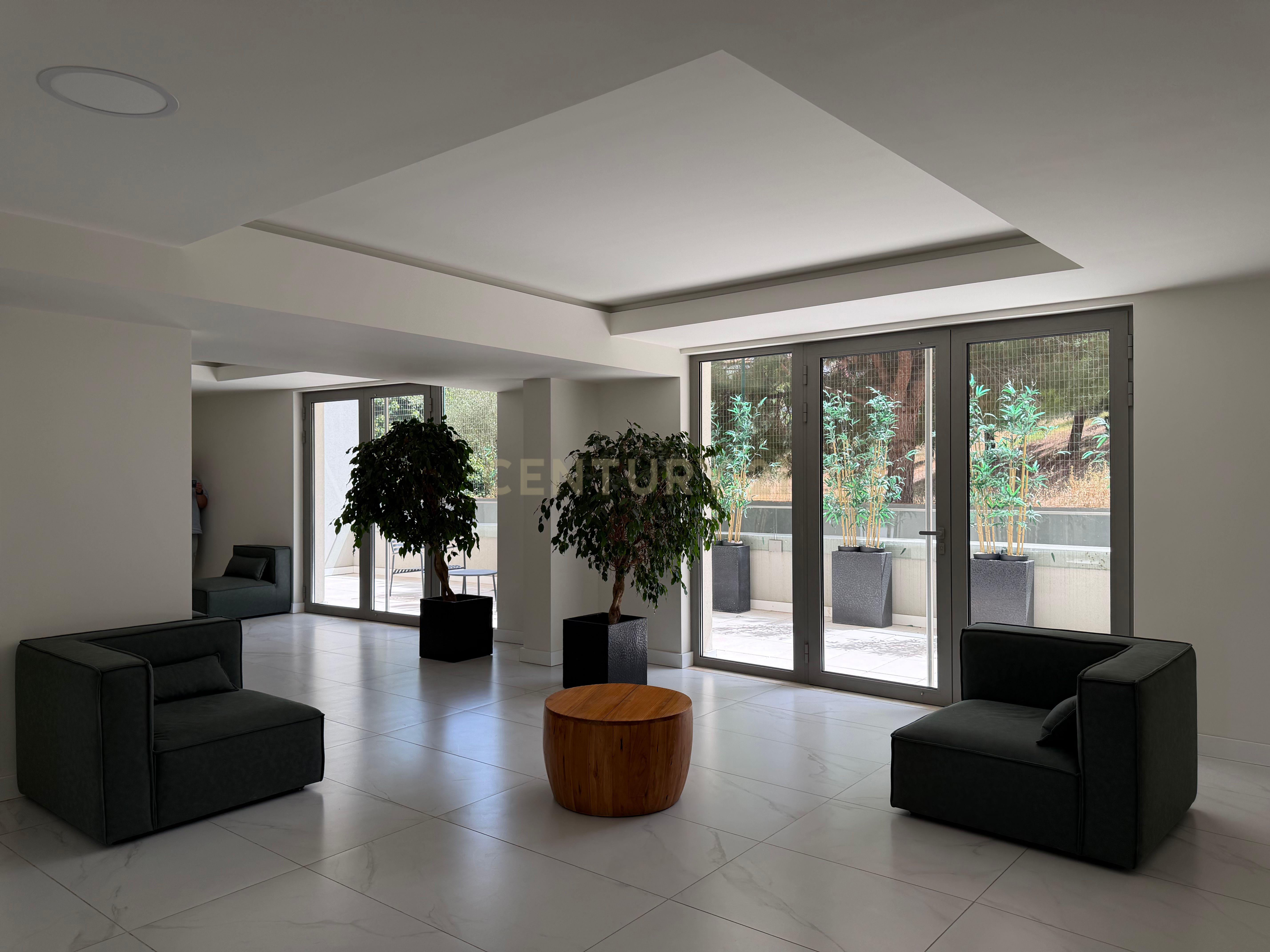 Fotografia 3 de Luxuoso Apartamento T3 com Vista Rio com parqueamento no Seixal