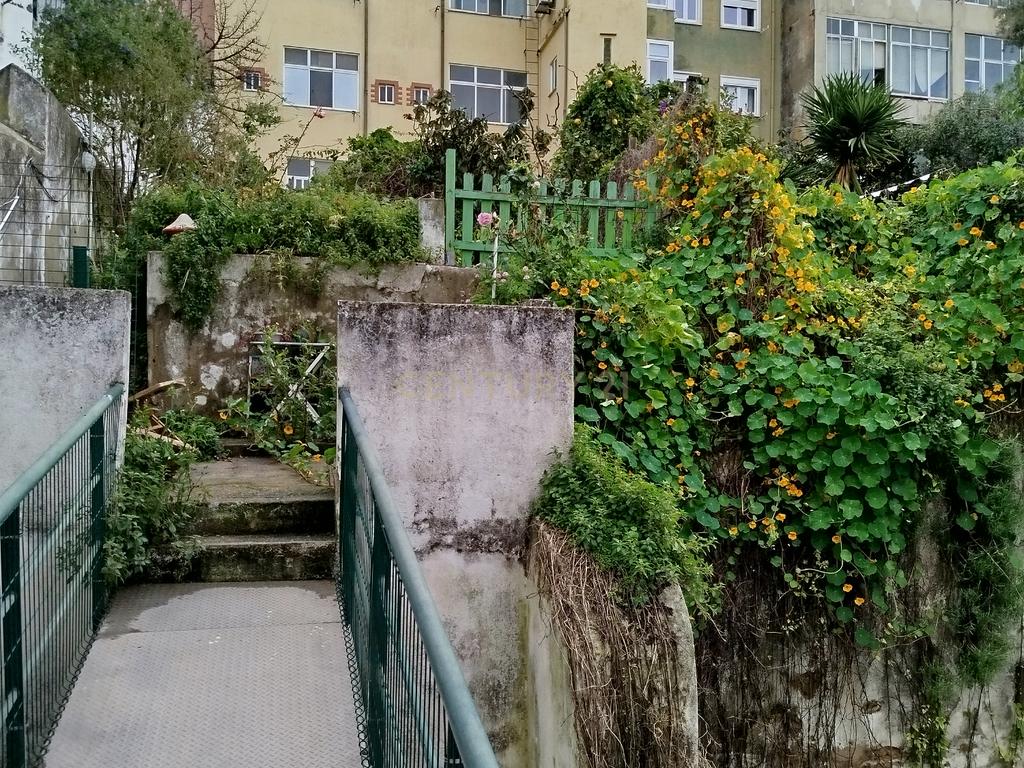 Edifício para Recuperação com Vista para o Rio em Lisboa (São Vicente) - Image 24