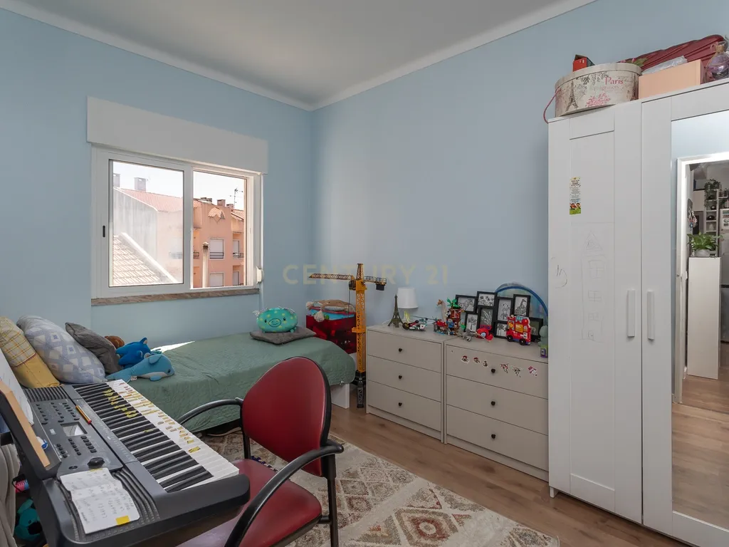 Apartamento Renovado em Vila Franca de Xira, Lisboa - Image 19