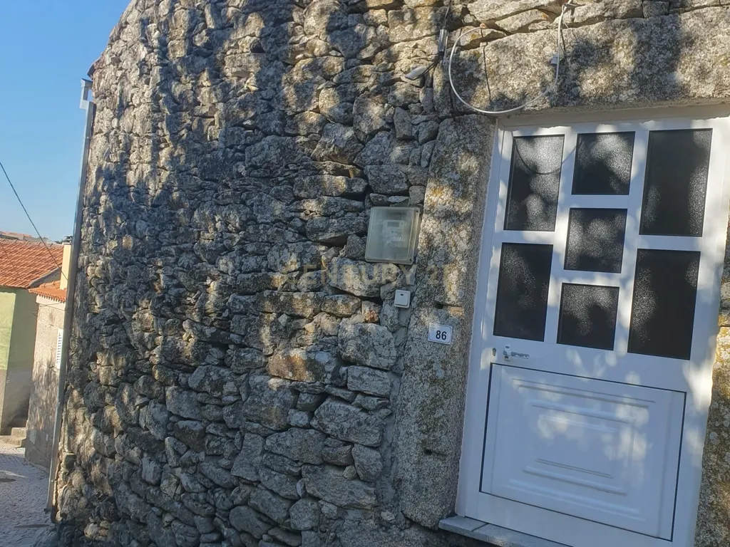 Casa em Póvoa de Penela, Penedono - 45.000€ - Image 1