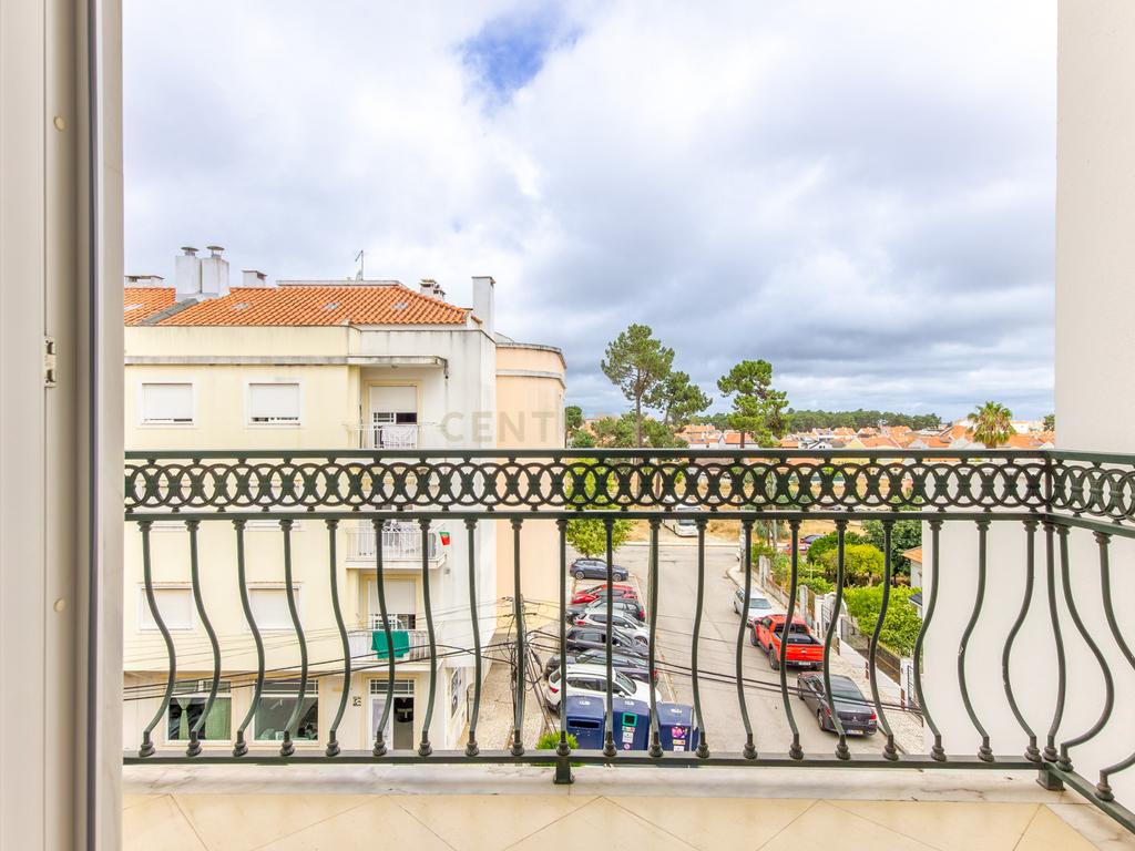 Apartamento T2 +1 em Quinta do Conde - Image 22
