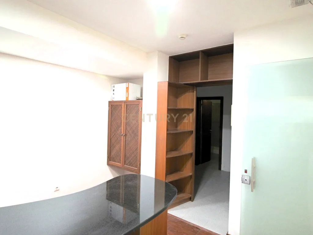 Escritório / Espaço Comercial para Arrendamento em São Martinho – Funchal - Image 9