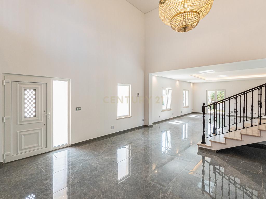 Moradia T6 de Luxo - 924 m² - Piscina - São Pedro da Cadeira - Nova - Image 5