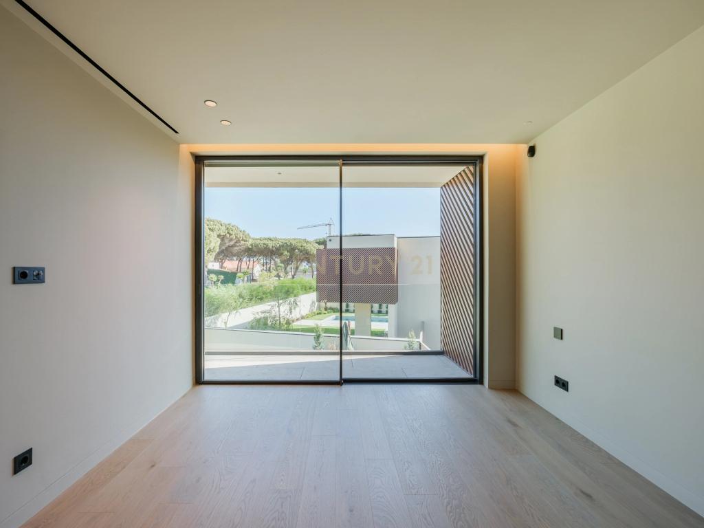 Moradia T5+1 em Cascais - Image 14