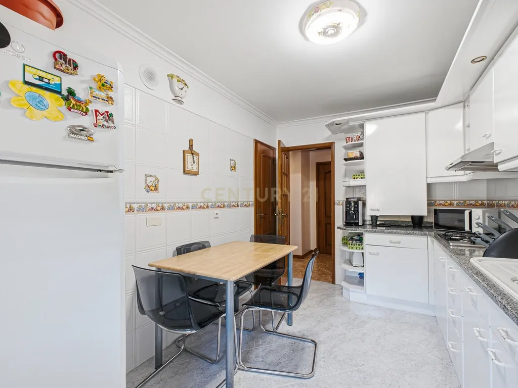 Apartamento T2 c/ Elevador | Fidalguinhos – Barreiro - Image 22