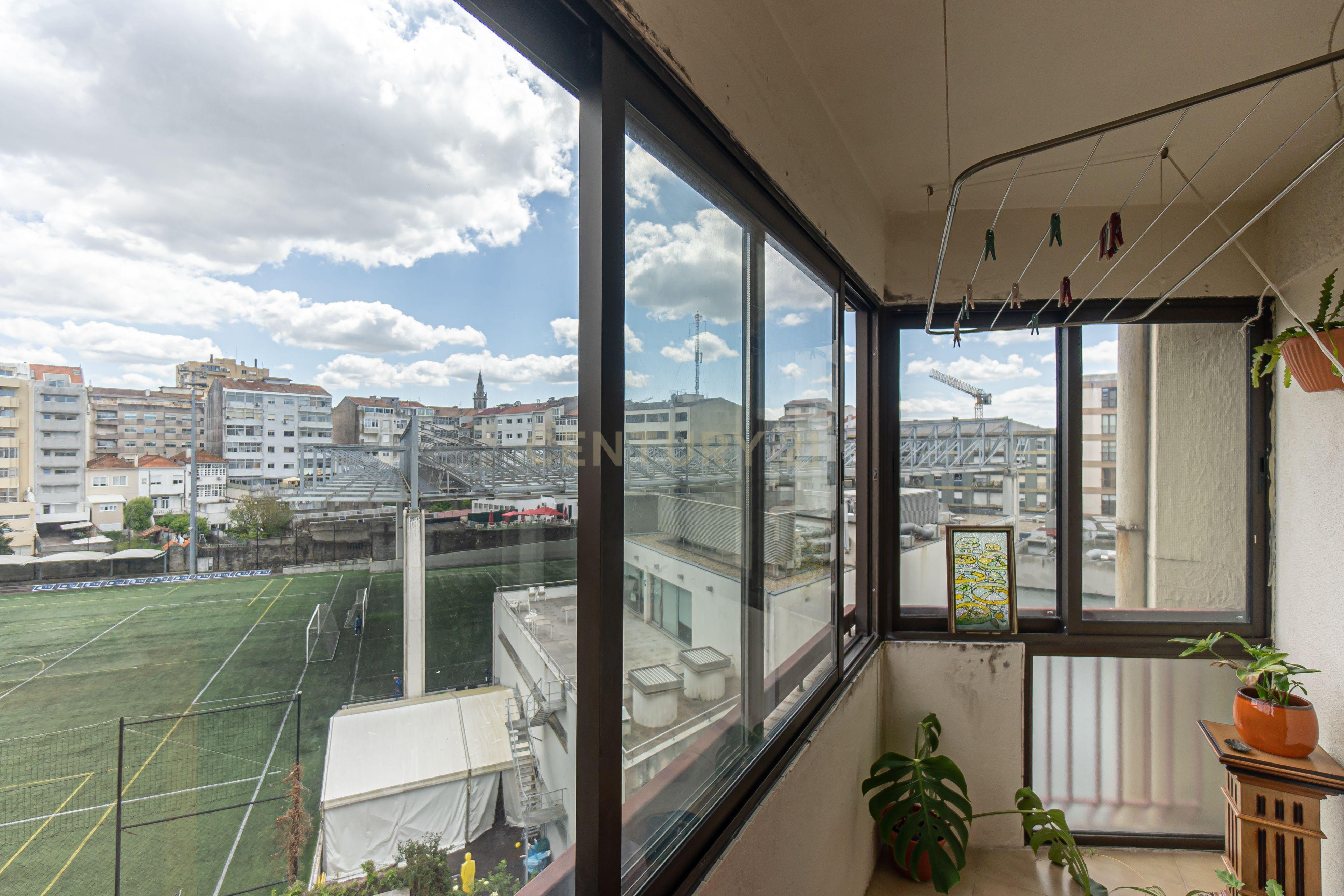 Apartamento T1 com garagem e varanda à Venda – Constituição | Porto Junto ao Vitalis Park (Centro de Treinos FCP) - Image 29