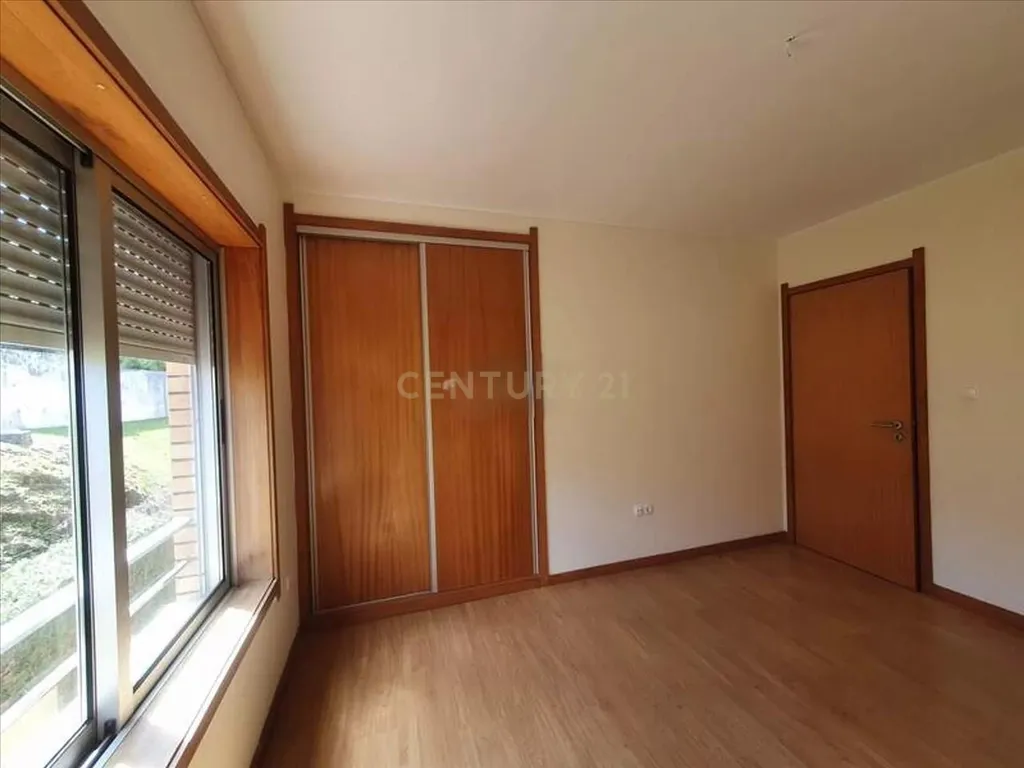 undefined - Image 8