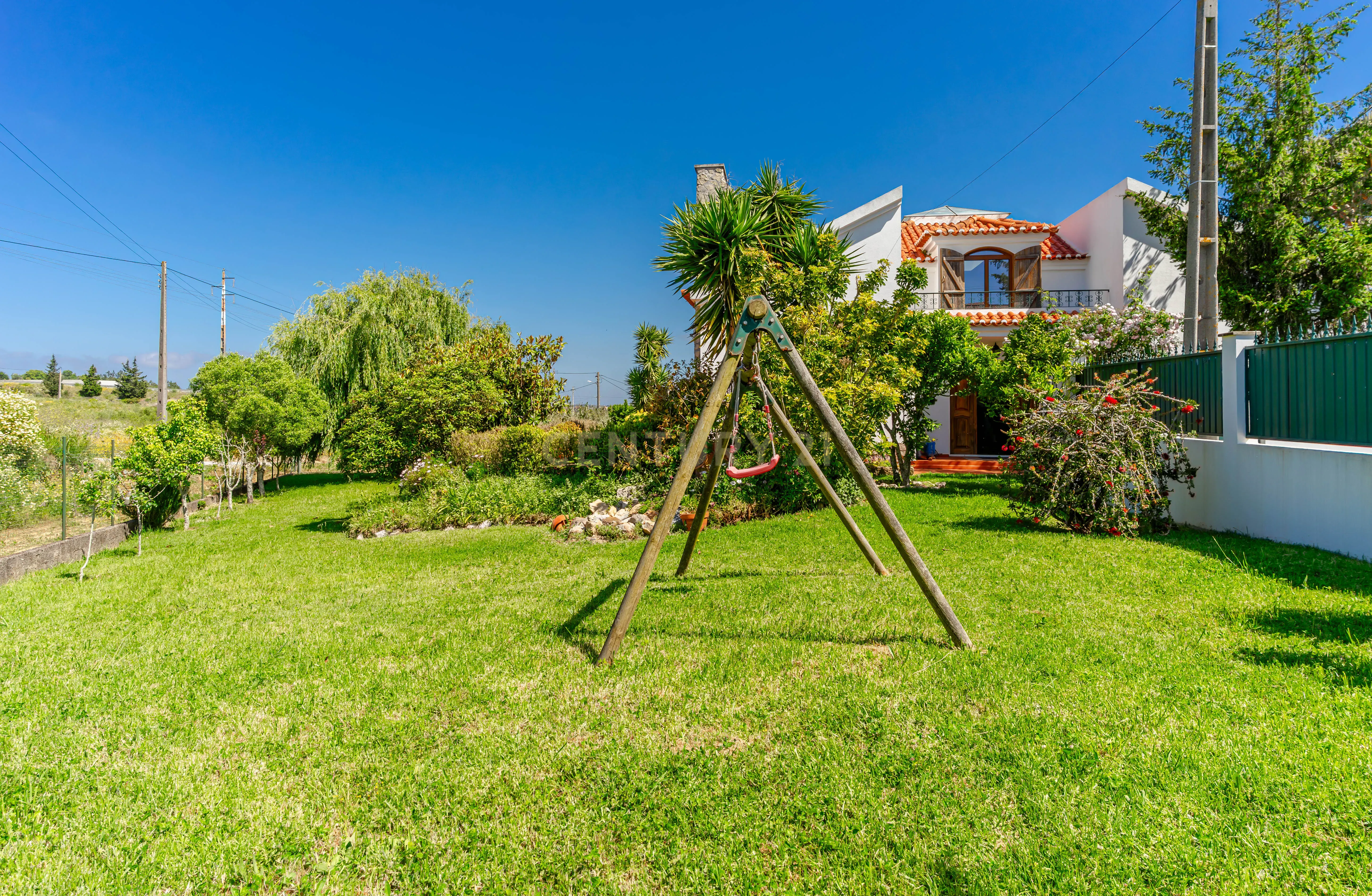 Espetacular Moradia T4 em Mafra com Jardim e Terraço - Image 61