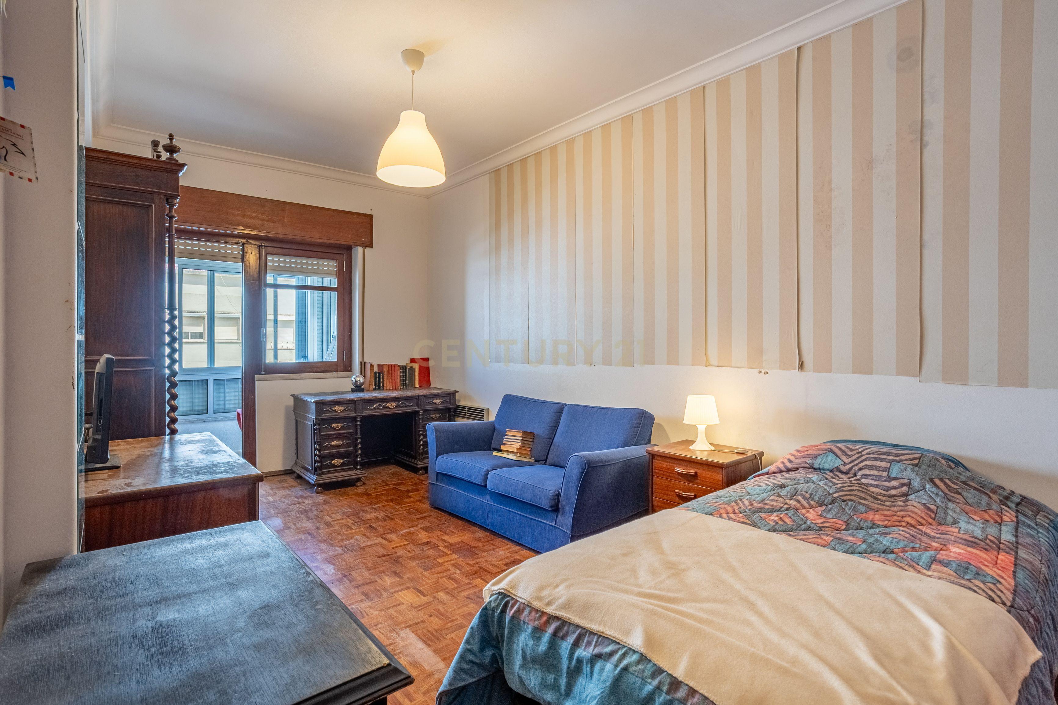 Fotografia 11 de Apartamento T4 em Queluz